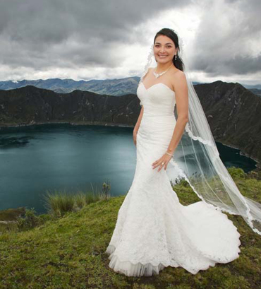 Jay Vandermeer Photography fotografo de bodas Guayaquil Quito Quilotoa crater Ecuador wedding photography - Cristina & David 